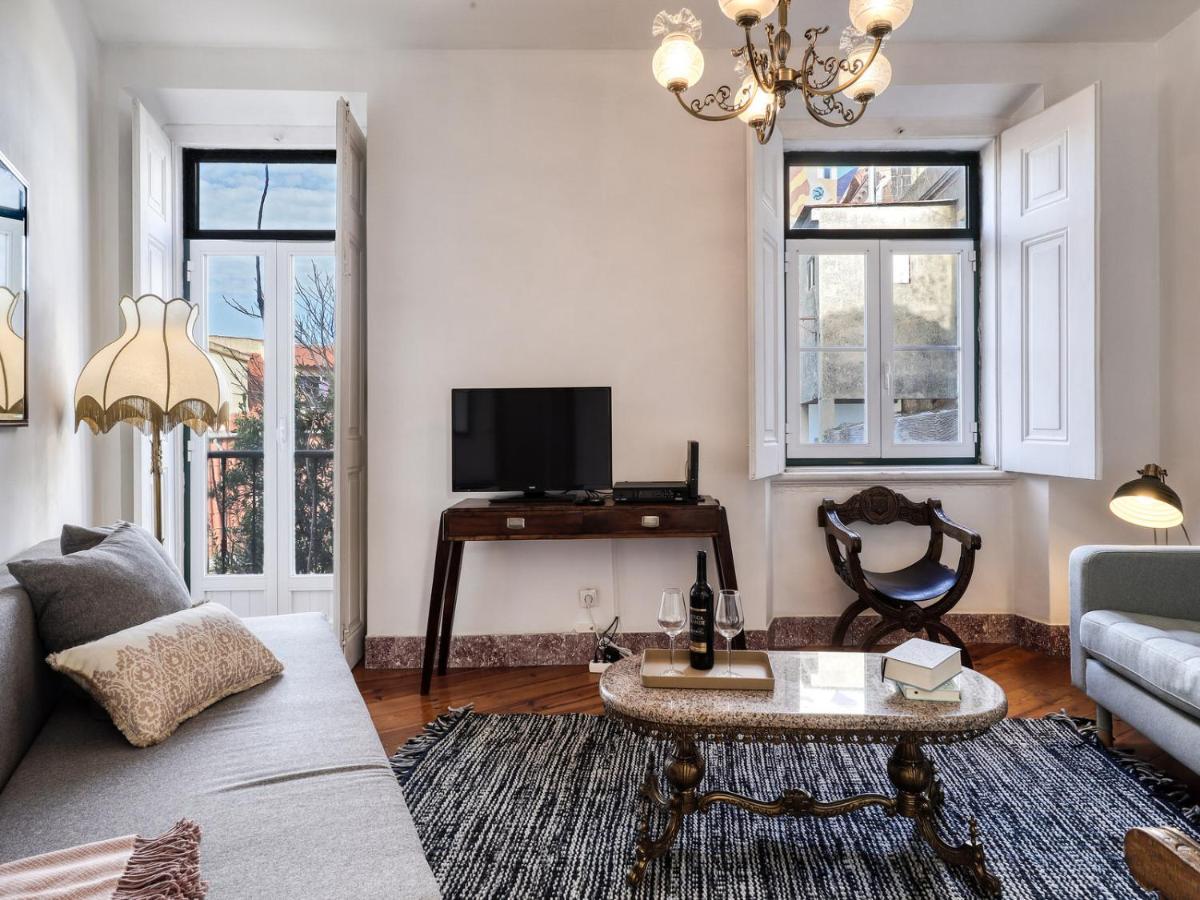 Lisbon Typical House Apartment Bagian luar foto