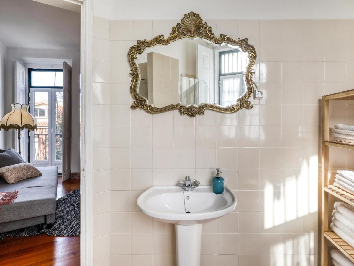 Lisbon Typical House Apartment Bagian luar foto